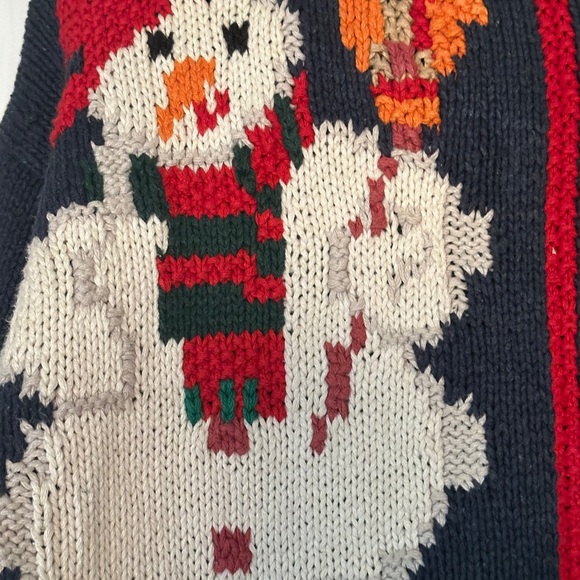 Vintage Festive Holiday Sweater - Picture 4 of 6